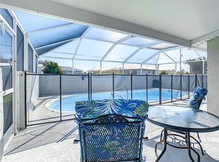 571 Lincoln Ave NW, Pt Charlotte, FL 33952
