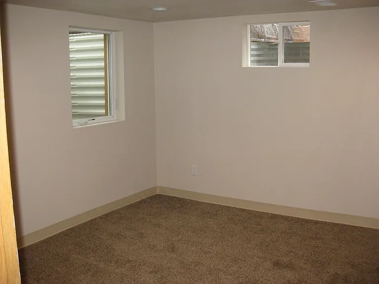 1335 Revere St — Photo 6