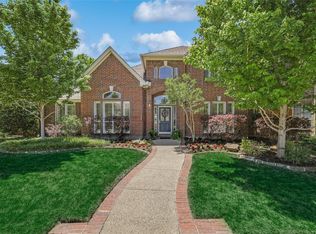 327 Walnut Grove Ln, Coppell, TX 75019