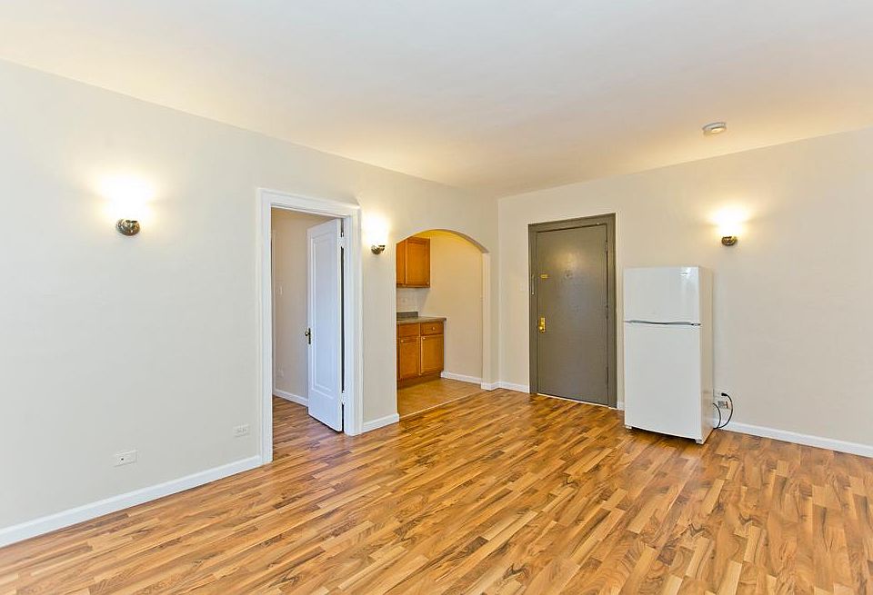 1st image of 1712 W Estes Ave #3O6B