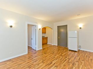 1712 W Estes Ave #3O6B, Chicago, IL 60626