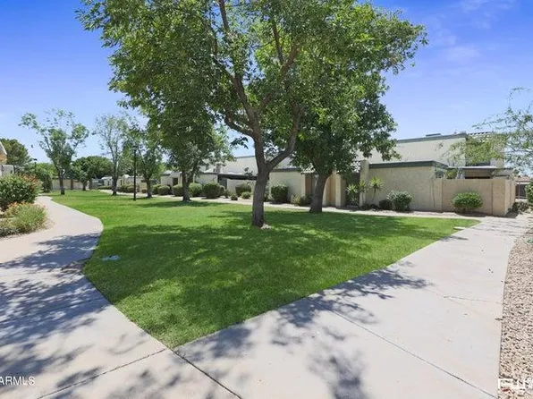 9054 N 51st Ln, Glendale, AZ 85302