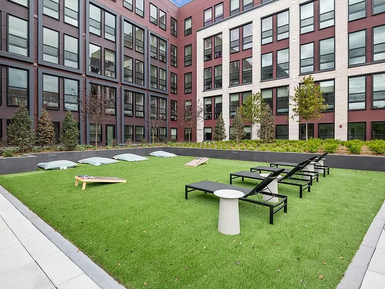 Courtyard Lounge