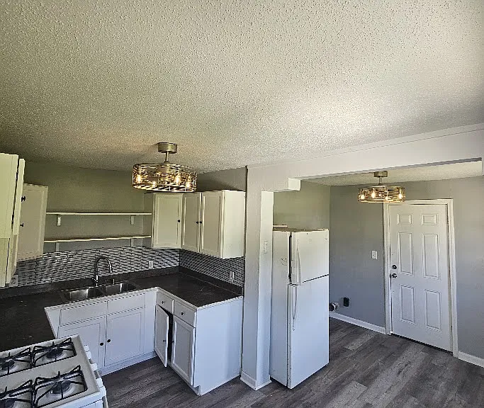 3400 Norton Ave — Photo 4