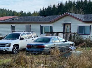 408 E St, Vader, WA 98593