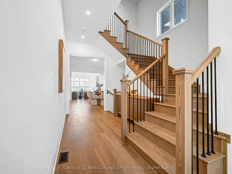 178 Leslie Richards St — Photo 4