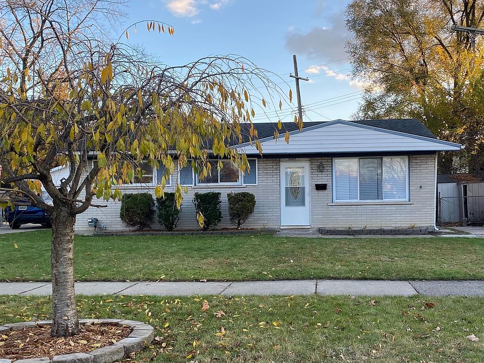 1st image of 33217 Avondale St