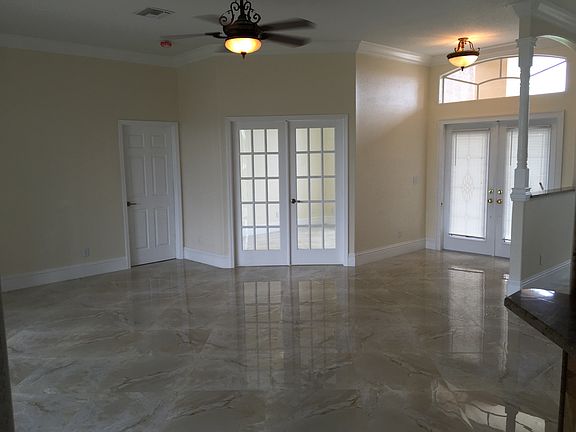 5th image of 1413 NE 18th Pl