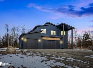 8771 W Warbler St, Wasilla, AK 99623