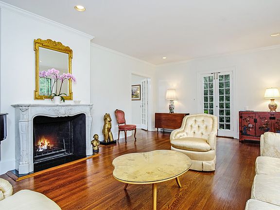4th image of 18 Rectory Ln