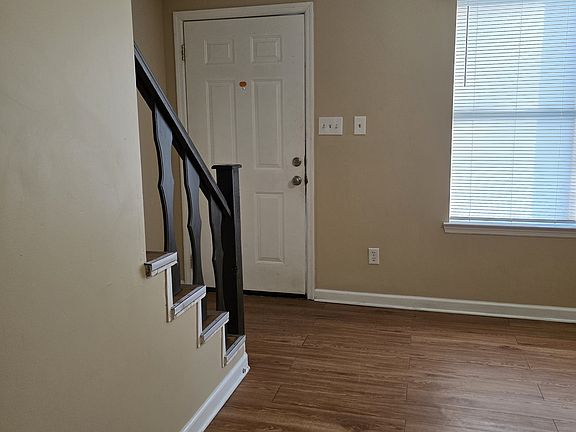 2nd image of 1360 Village Oak Cir NW