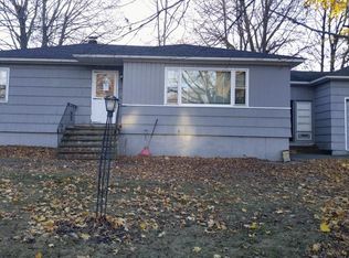 63 Mifflin Dr, North Andover, MA 01845