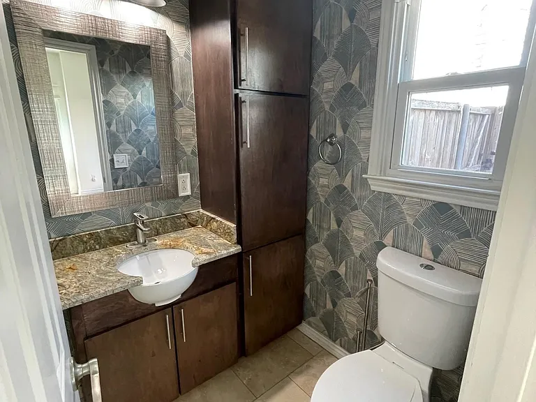 4142 Herschel Ave #102 — Photo 13