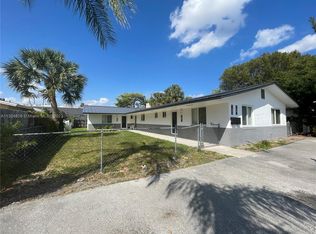 105 NE 30th Ct #1-2, Fort Lauderdale, FL 33334