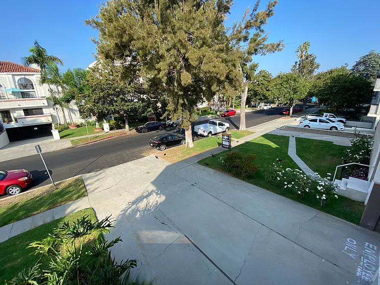 can374 — Photo 24