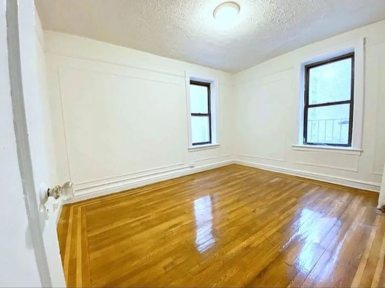 831 W 176th St #5H — Photo 3