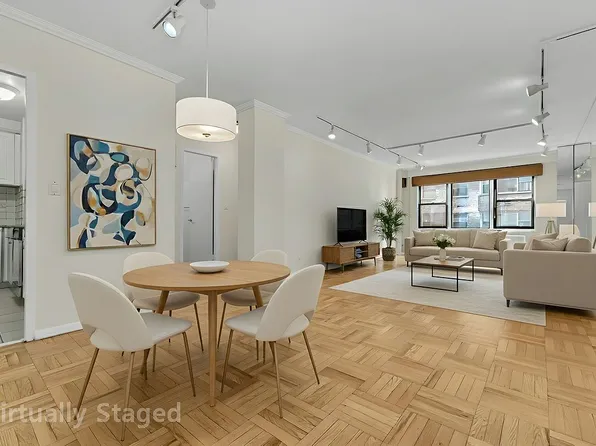 220 E 54th St #A6, New York, NY 10022