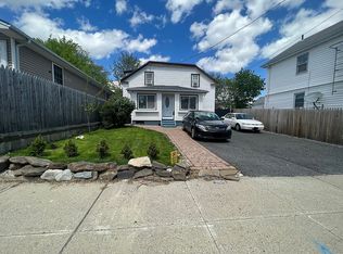 13 Yale Ave, Providence, RI 02909