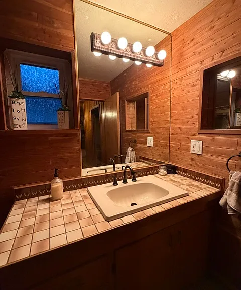 2265 Arizona Ave — Photo 13