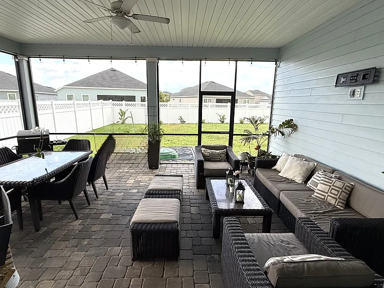 249 Oaklawn Ct — Photo 19
