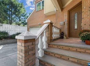 410 Brinkerhoff Ave, Fort Lee, NJ 07024