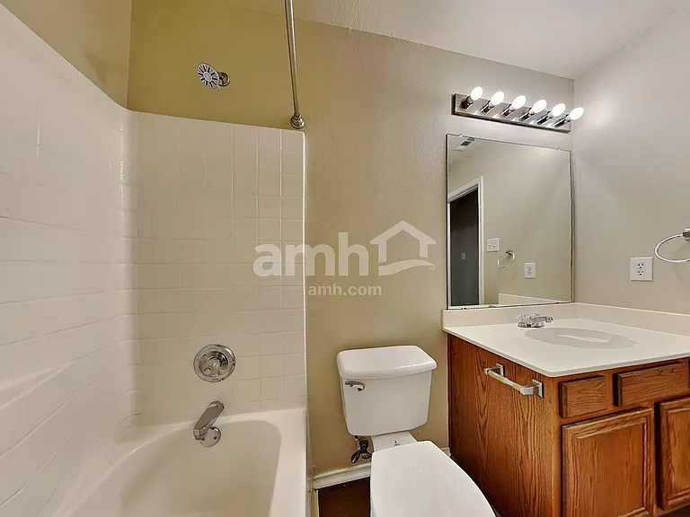 1624 Kelly Ln — Photo 14