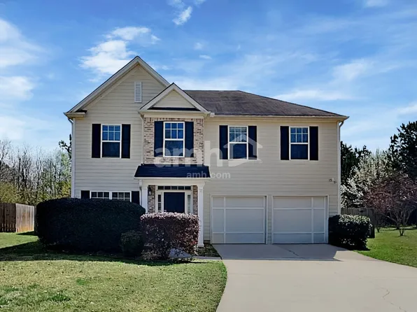 203 Happy Trl, Locust Grove, GA 30248