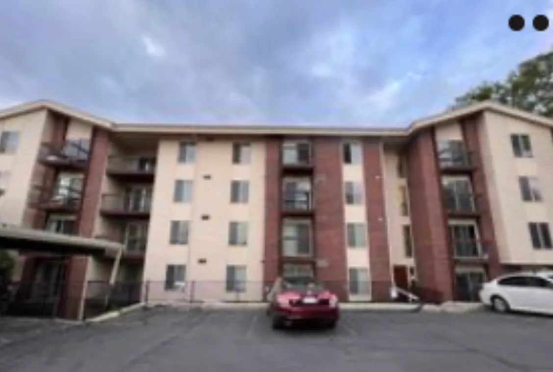 1 bed, 900 sqft, $1,175 — Photo 2