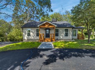 1111 Sterling Ave, Maryville, TN 37803