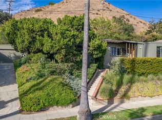 1011 W Mountain St, Glendale, CA 91202