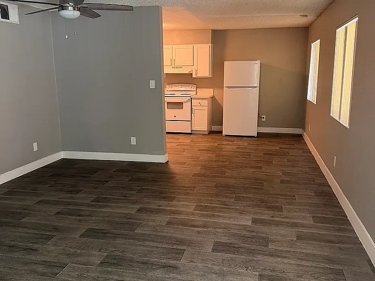 515 S 13th St #5 — Photo 11