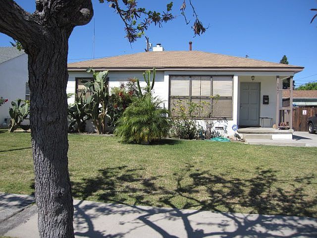 1st image of 5847 Dunrobin Ave