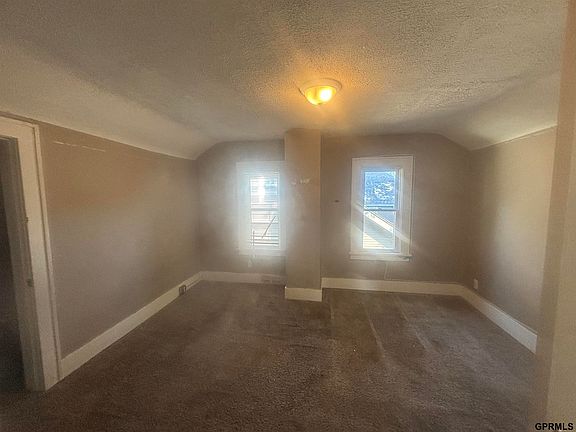 5th image of 2573 Ida St