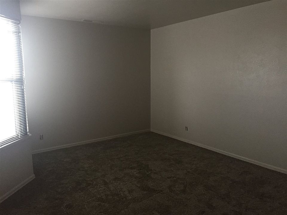2nd image of 1111 Horizon Dr APT 210
