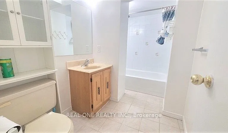 4181 Trapper Cres #LOWER — Photo 12