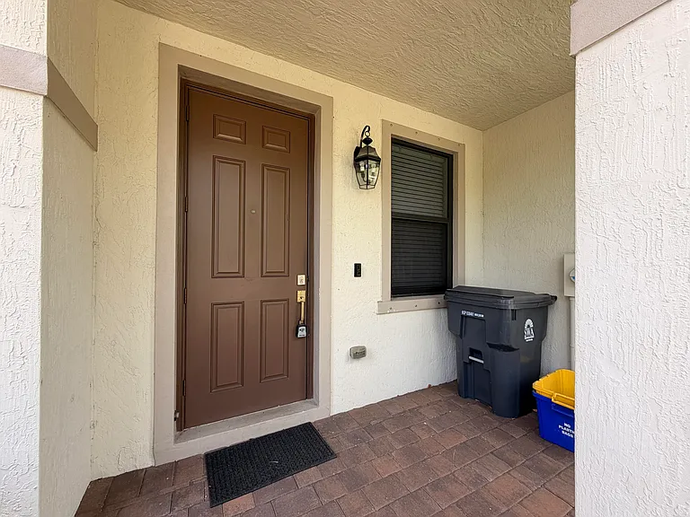 6145 Bangalow Dr — Photo 4