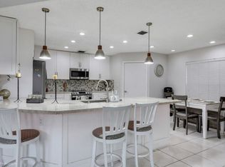 1291 Crown Point, Wellington, FL 33414