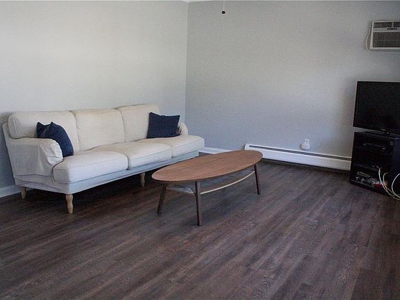 3rd image of 162 Bogert Ave