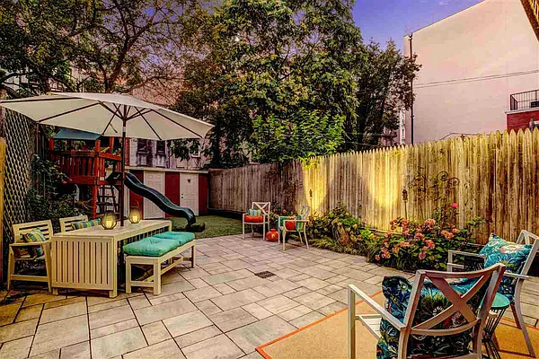 Sold by Christie's International R.E. North Jersey, Inc. | media 2