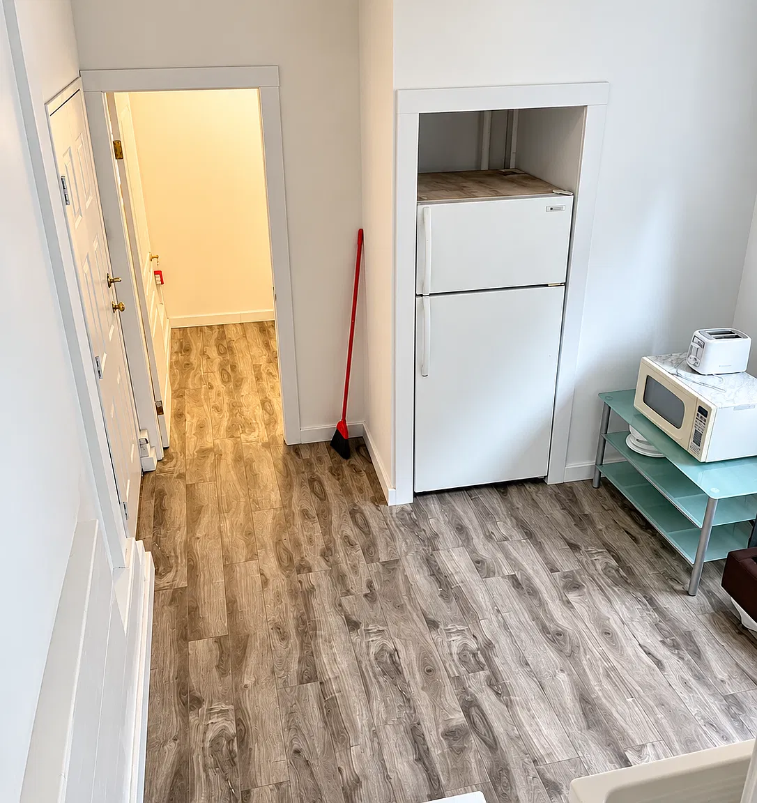 1 bed, $1,100 — Photo 4