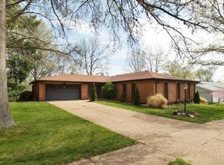 115 Clear Meadows Dr, Ballwin, MO