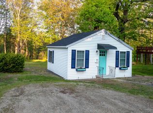 68 Fletcher St, Kennebunk, ME 04043