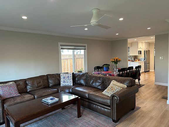 Living/Dining Area