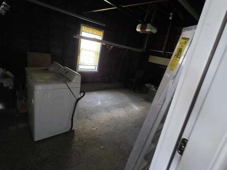 8996 Columbia Rd — Photo 11