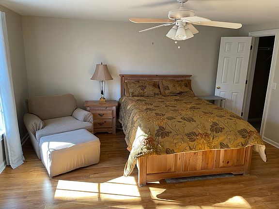 5th image of 4920 Bagley Terrace Dr
