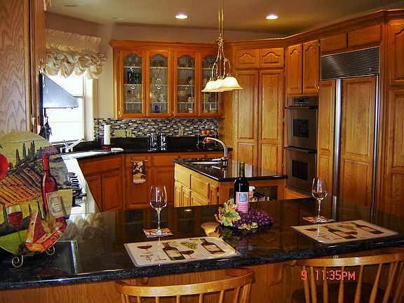 3rd image of 1850 Vista Del Lago