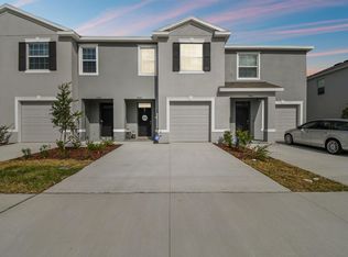 5701 English Oak Ln, Wesley Chapel, FL 33545