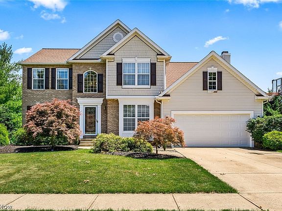 2nd image of 9195 Victoria Ln