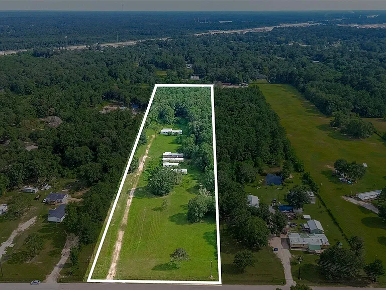 905 County Road 379 — Photo 2