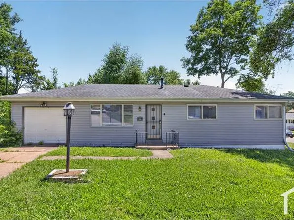 8930 Sides Ct, Saint Louis, MO 63136